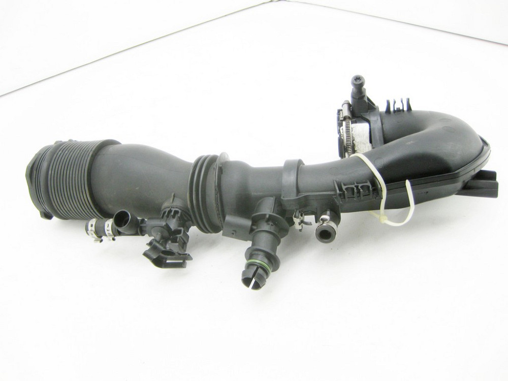 Mercedes-Benz  A2700900700 Впускний патрубок від турбіни на впускний колектор CLA C117 CLA Shooting Brake X117 GLA X156 A-class W176 B-class W242 B-cl Одесса - изображение 6