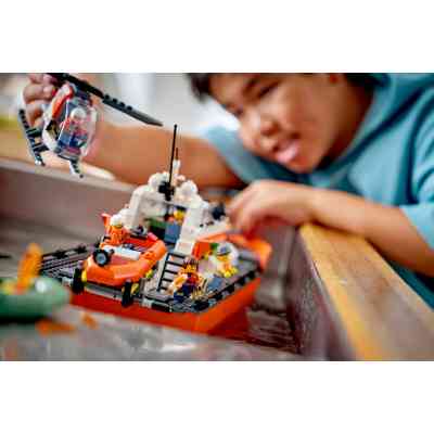 Конструктор LEGO City Спасательный катер и вертолет береговой охраны (60504) Винница