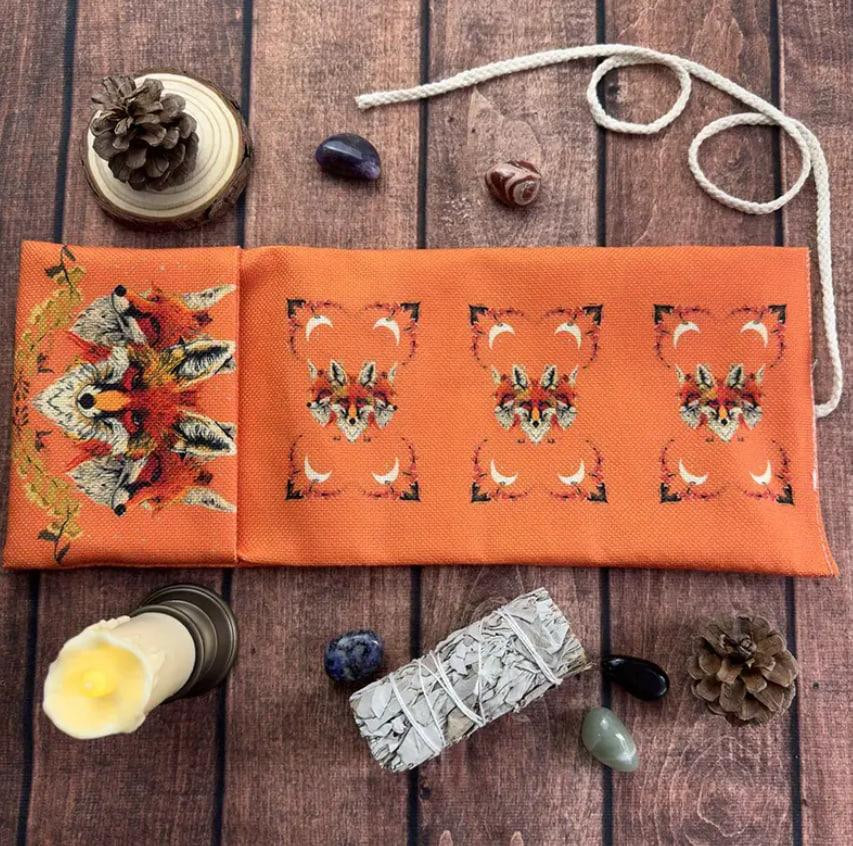 Сумка для зберігання карт Таро 38×17 см з лисицями та місячними символами — футляр для рун і карт Київ - фото 1