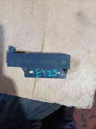 68068148AA блок підсилювач антени JOURNEY 2.4 Коломыя