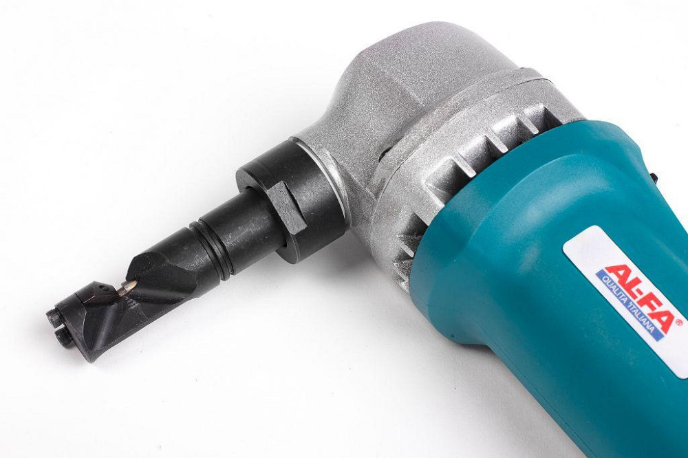 Електроножиці по металу AL-FA ALNB18 – потужність 1600 Вт, різ металу до 2.5 мм, для професійного використання Львів - фото 3