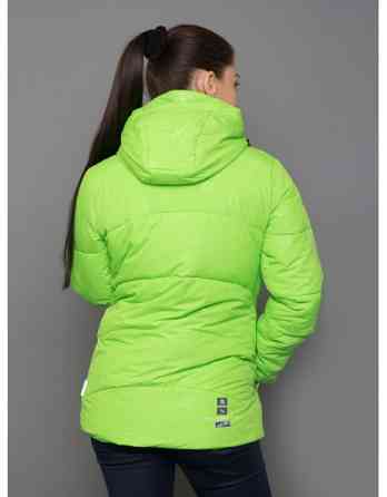 Зимняя женская  куртка 