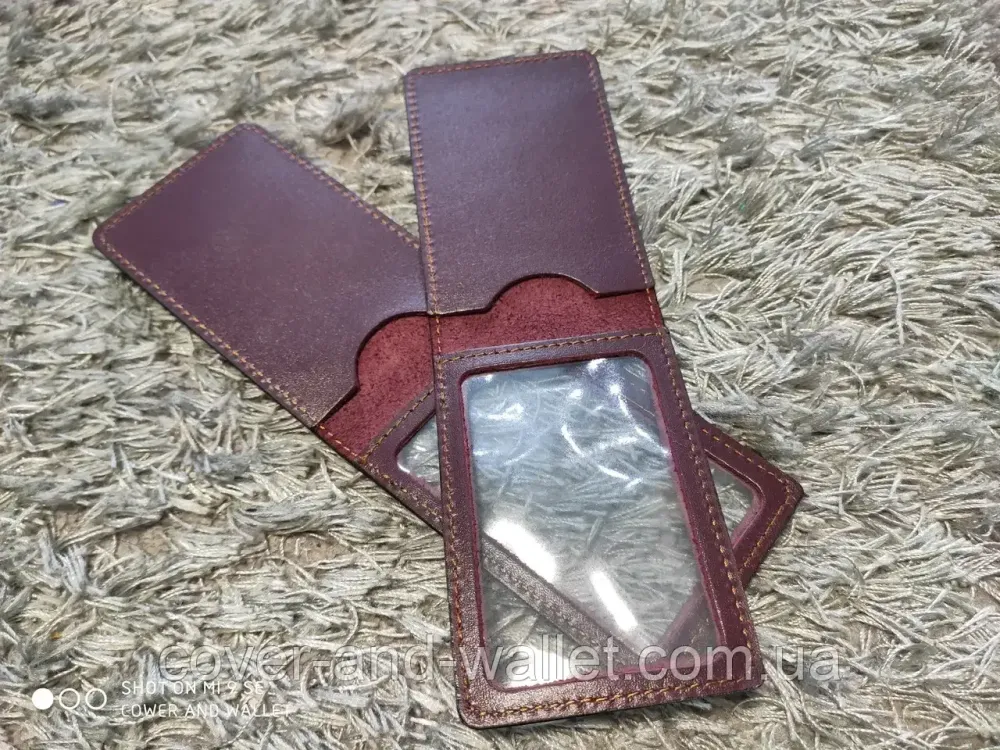 Шкіряна обкладинка на посвідчення "Діржавка податкова служба прикраси" (тиснення золотом) Київ - фото 5