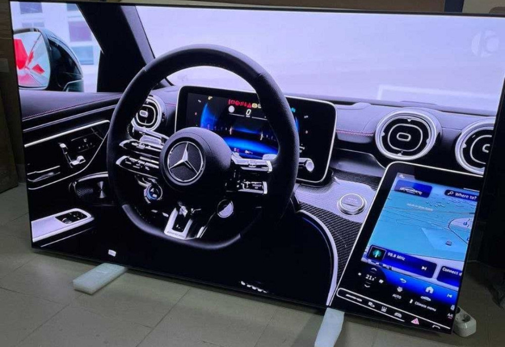 Телевизор Безрамный: 65