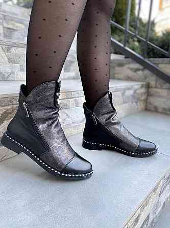 Vesna Жіночі черевики VESNA чорні натуральна шкіра-сатин зима висота 13 см (2266) 36р.39р. Коломия