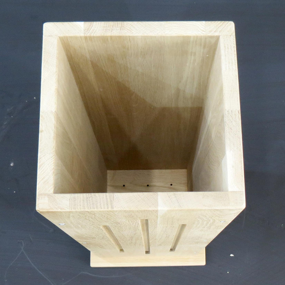 Подставка для зонтов 