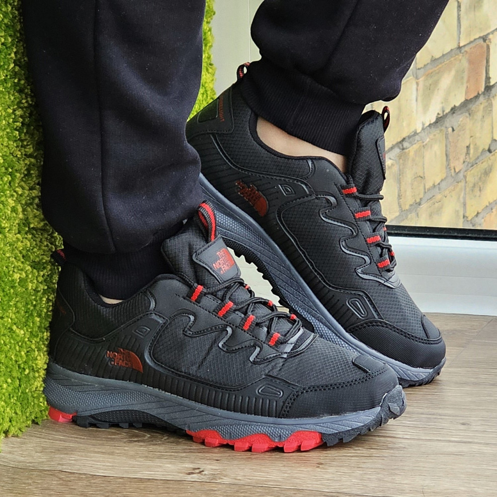 Мужские Кроссовки The North Face Черные с Красным Норт Фейс (размеры: 40,41,42,44) ВидеоОбзор Днепр - изображение 10