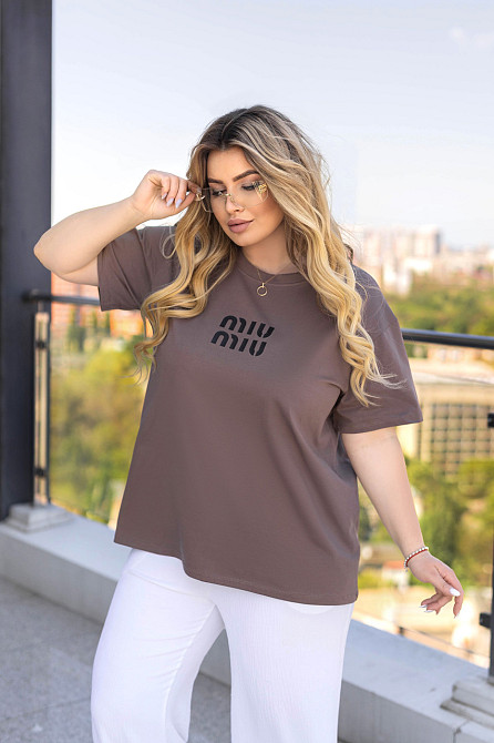 Женская футболка оверсайз с принтом 