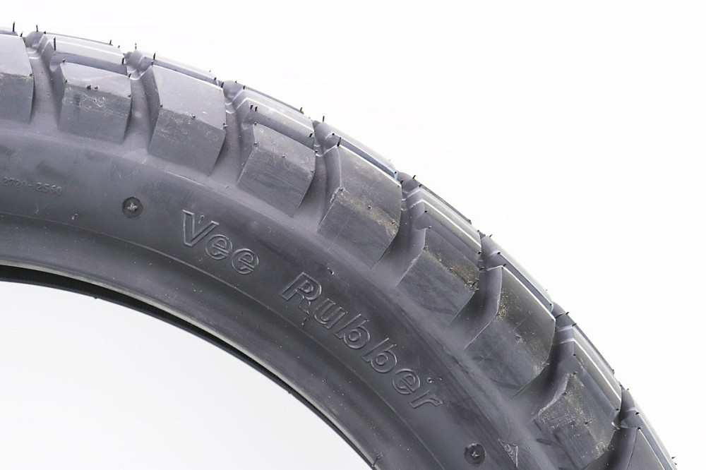 Шина 120/90-18 безкамерна, шипована VRM-163 Киев - изображение 3
