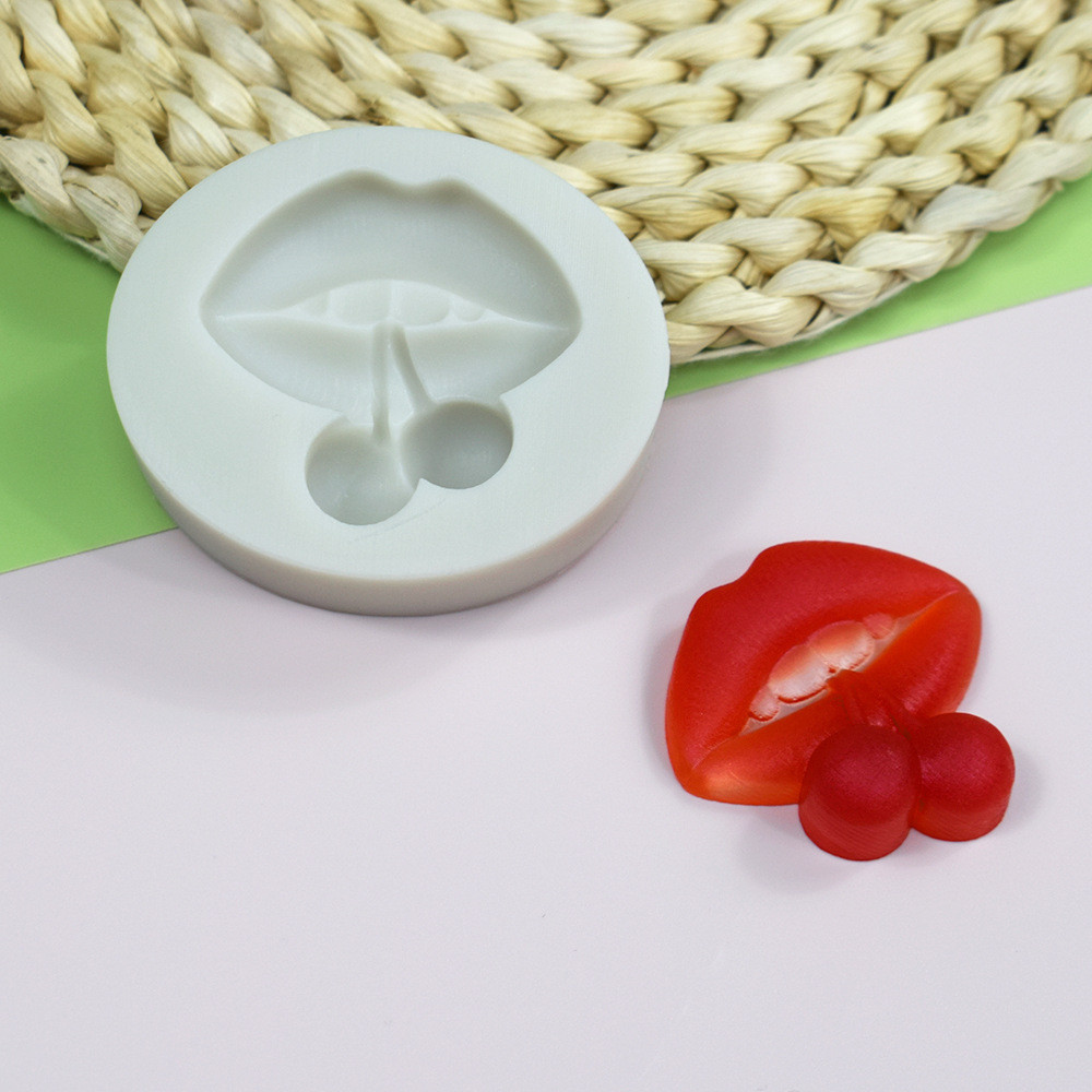 Силиконовый молд Губы с вишней 65 мм серый Киев - изображение 3