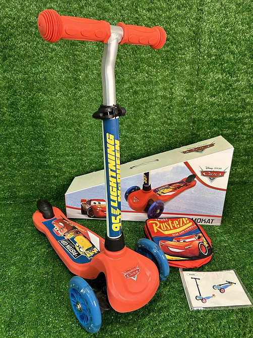Самокат триколісний Cars з підсвічуванням коліс Червоний (LS2213) Чернігів - фото 10
