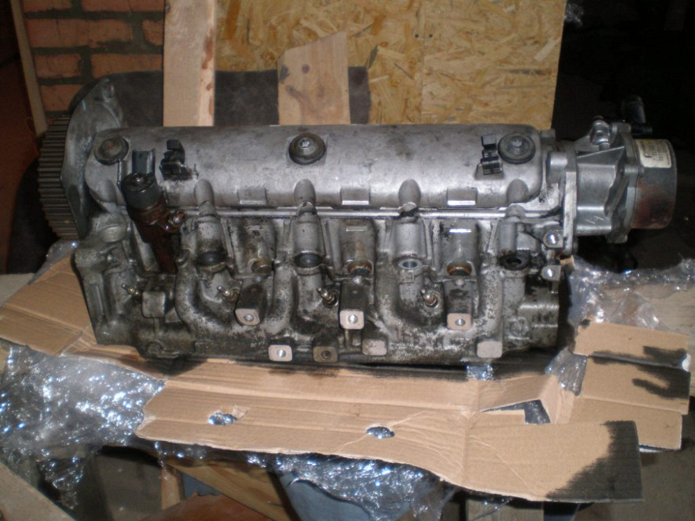Головка блоку двигуна Opel Vivaro 1.9 dci 2001-2006 Ковель - фото 1