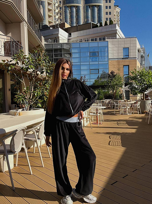 Жіночий стильний повсякденний костюм із ніжного велюру Чорний, 46/48 Одеса - фото 9