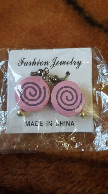 Сережки жіночі з дефектом Київ - фото 1