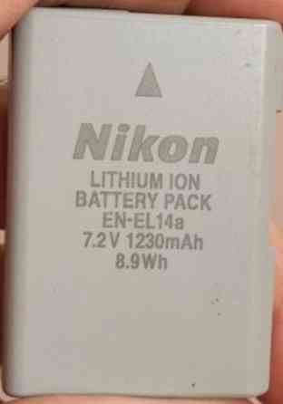 Дзеркальний Фотоапарат Nikon D3300 з об'єктивом 18-55 DX VR Київ