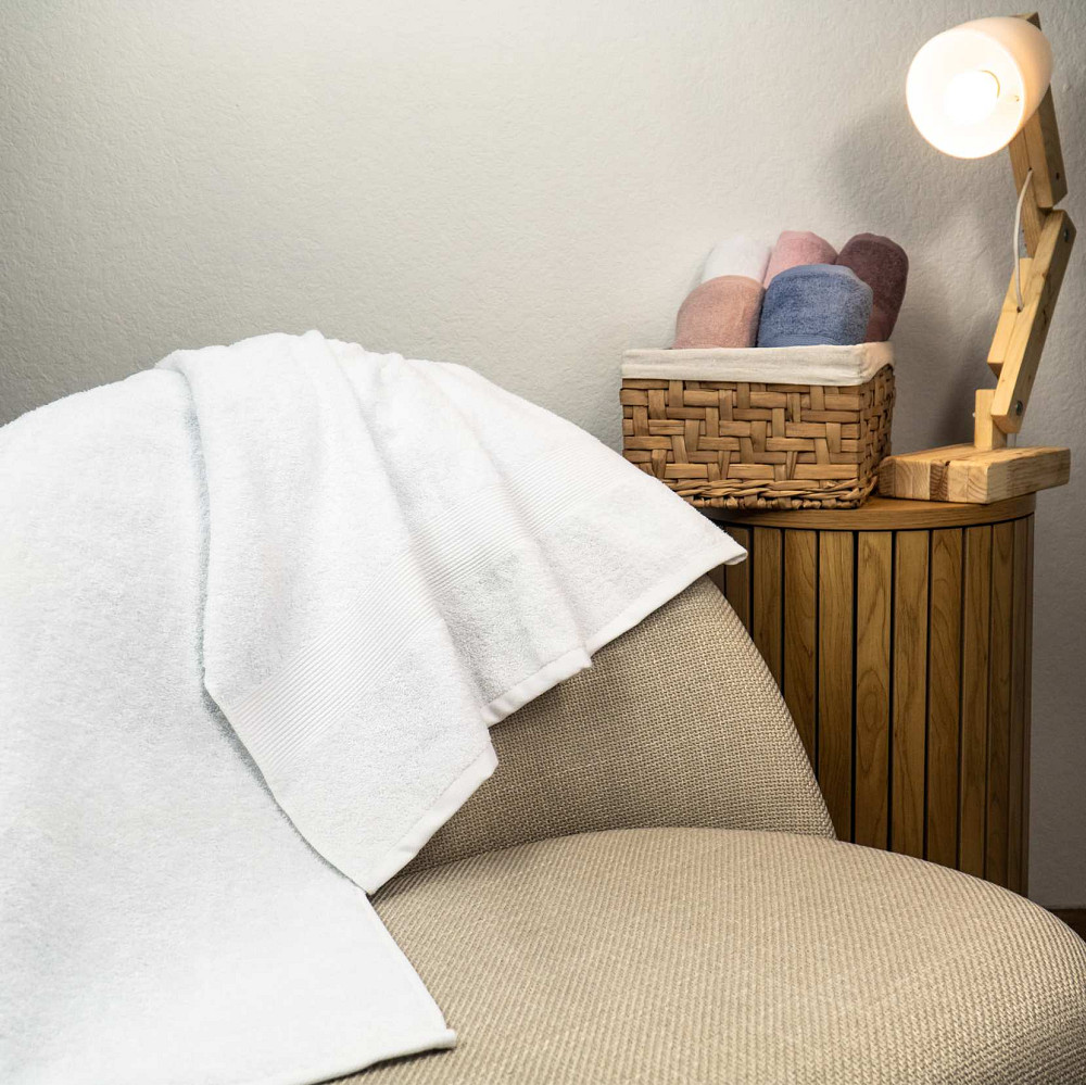 Банний махровий рушник з бордюром GM Textile 70х140см 400г/м2 (Білий) Суми - фото 2