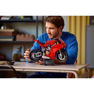 Конструктор LEGO Technic Мотоцикл Ducati Panigale V4 S (42202) Винница - изображение 4