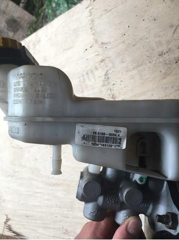 5175093AB Главный тормозной цилиндр с бачком  Compass11-16 Коломыя - изображение 1