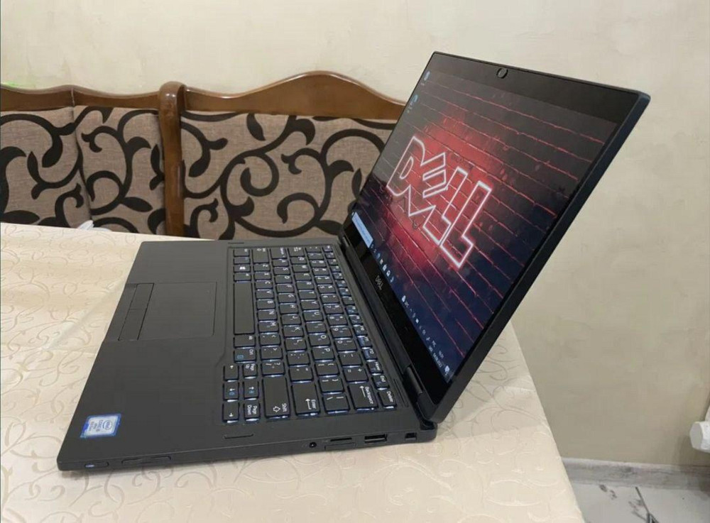Ноутбук DELL Latitude 7390 2 in 1 трансформер сенсорний екран б/у в гарному стані Київ - фото 3