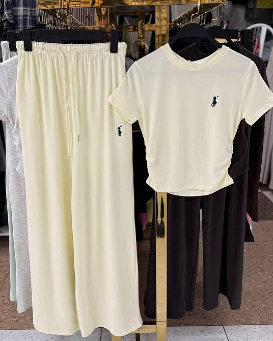 Женский прогулочный костюм: футболка и штаны вискоза Молочный, 40/42 Одесса - изображение 1