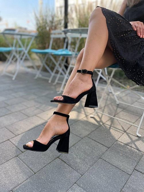 LIRIO Жіночі босоніжки чорні з відкритим носком літні з натуральної замші на підборах LIRIO L03 Коломия - фото 4