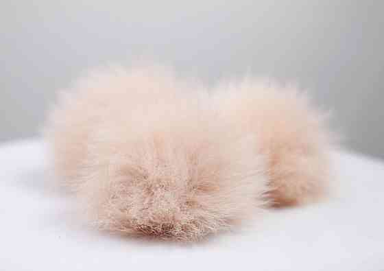 Помпони з натурального хутра песця на шапку 10-12см Персиковий Харків