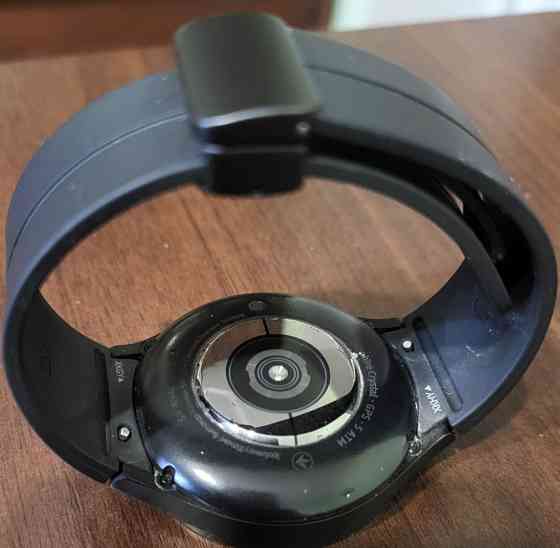 Смарт -Часы Samsung Galaxy Watch 5 Pro. Киев