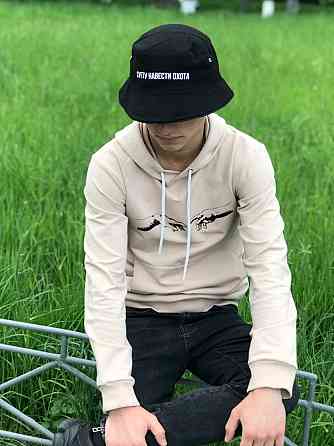 Черная панама с принтом - 