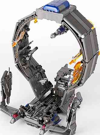 Трансформер  Оптимус Прайм с причепом з кінофільму Dark of the moon Київ