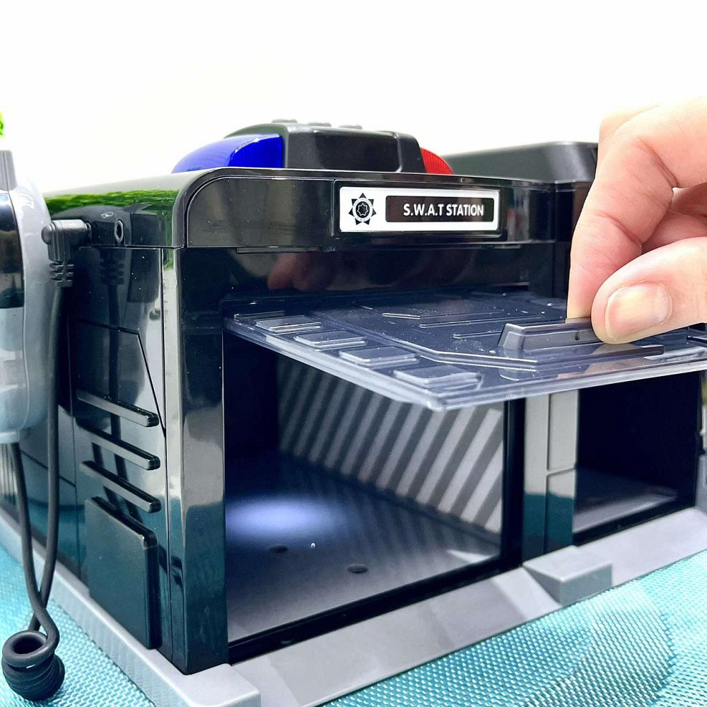 Ігровий набір Chengmei Toys Гараж з машинкою Швидка допомога зі світловими та звуковими ефектами (CLM-557) Чернигов - изображение 9