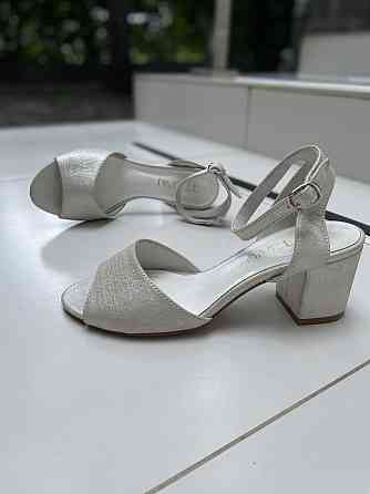 Nivelle Босоніжки жіночі NIVELLE 1898/6015-6033 білі (літо, шкіра-сатин натуральна) (3714) Коломия