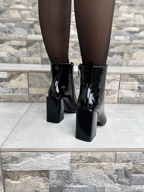 Черевики жіночі ARLEN чорні шкіра лакована каблук 9см 36р.37р. (БН-9556/1380) Коломыя - изображение 4