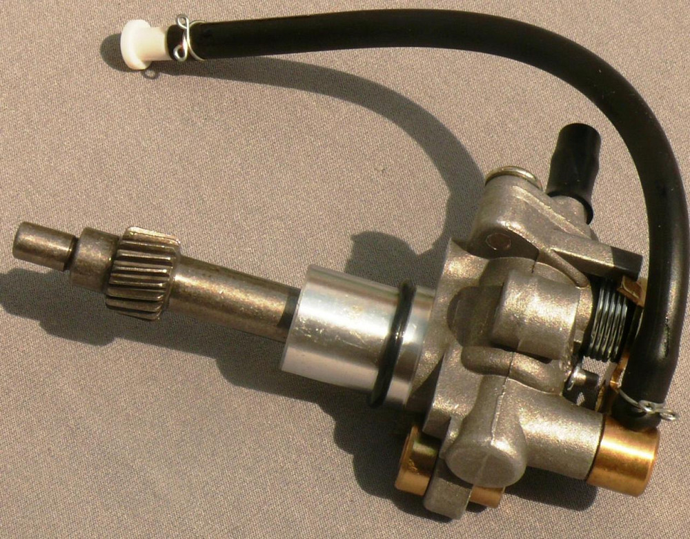 Маслонасос скутер Хонда Діо Мукачево - фото 1