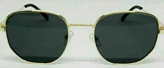 Брендовые очки унисекс от солнца черные в золотой металлической оправе. Киев