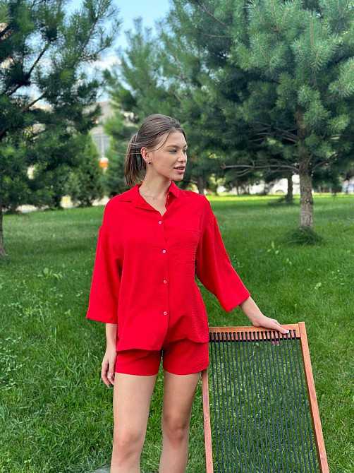Жіночий літній костюм з жатки - сорочка + шорти Червоний S Харків - фото 6