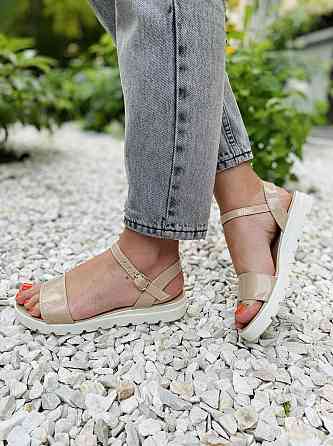 Mermaid Босоніжки жіночі 801 бежеві (літо, лак натуральний) (948) Коломыя