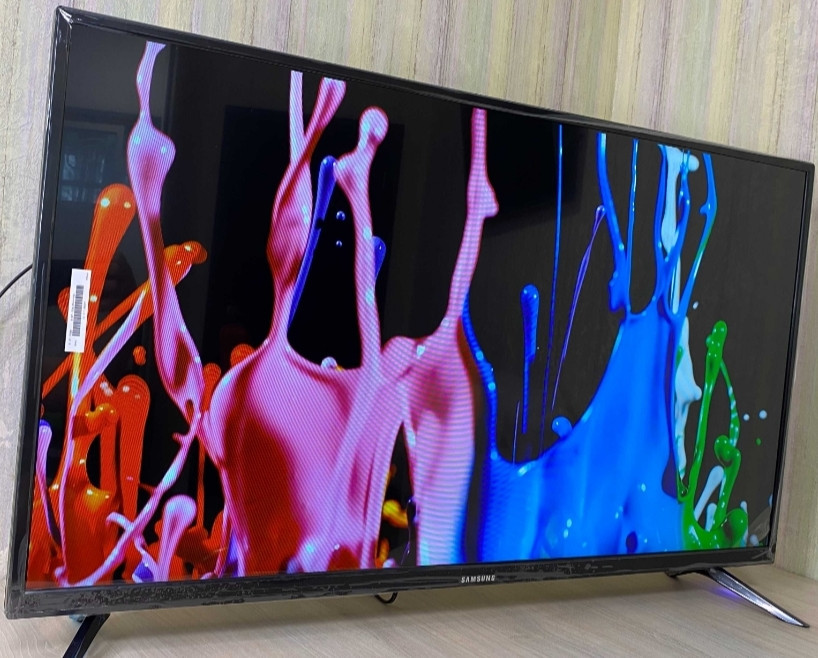 Телевізор Безрамний: 32" Samsung 4K HDR, Smart TV, T2. Харків - фото 5