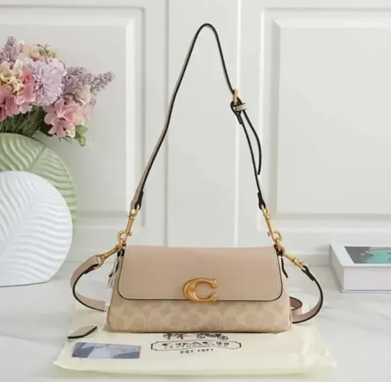 Маленька сумочка на плече Coach (1384-1) Київ