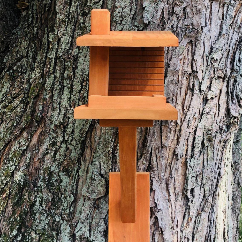 Кормушка для птиц 