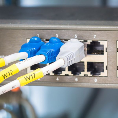 Лента для принтера этикеток UKRMARK B-Hs611, аналог HSe611, термозбіжна, 1,7-3,2мм, 5,8мм х 1,5м, black on yellow (900409) Винница - изображение 3