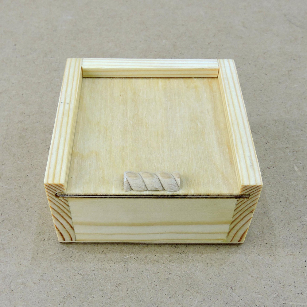 Подарочная коробка 