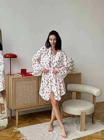 Женская нежная пижама-тройка из муслина: шорты, топ, халат с поясом Одесса