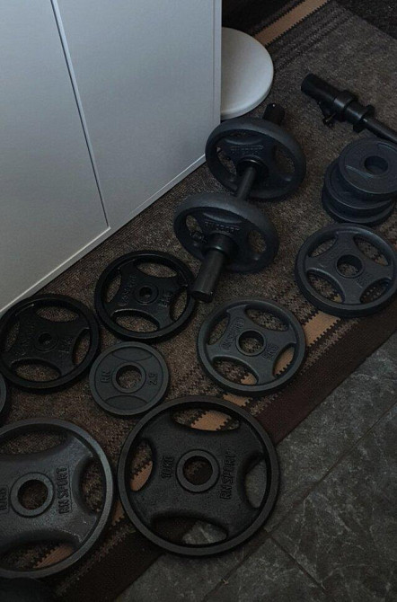 Гантелі олімпійські чавунні 2 по 41 кг Гантелі, гирі, штанги та диски металеві набірні Київ - фото 9
