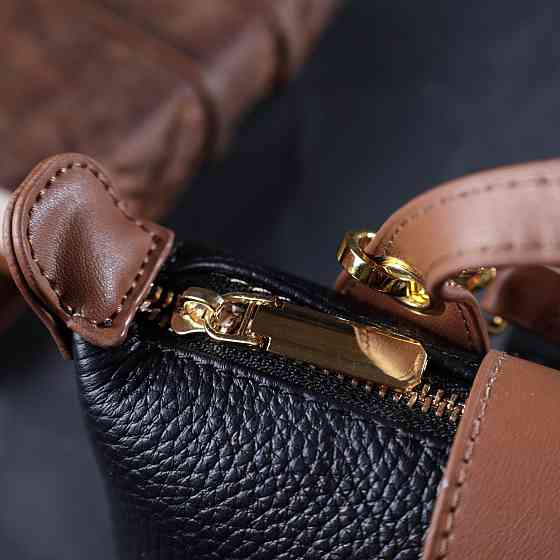 Стильная женская сумка с интересным клапаном из натуральной кожи Черная (Vintage) Киев