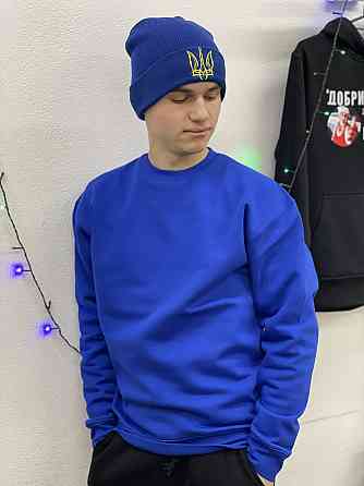 Яскраво синя шапка з тризубом Чернівці