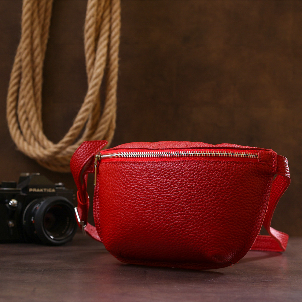 Жіноча шкіряна сумка на пояс Shvigel 16372 Червоний Київ - фото 6