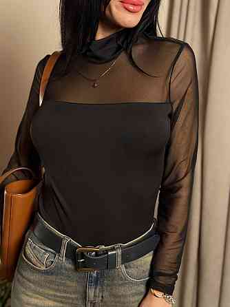 Женский лонгслив с прозрачными рукавами 