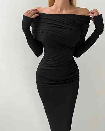 Женское силуэтное платье трансформер с открытыми плечами трикотаж Одесса