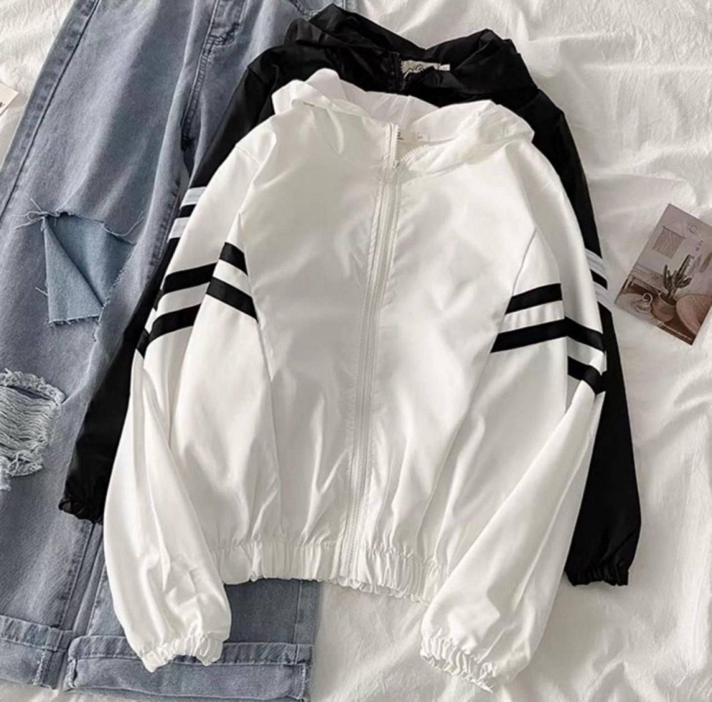 Жіноча спортивна оверсайз ветровка  з капюшоном плащівка Одеса - фото 3