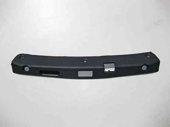 Mercedes-Benz  A2137500100 9051 Накладка торця кришки багажника E-Class W213 Одеса